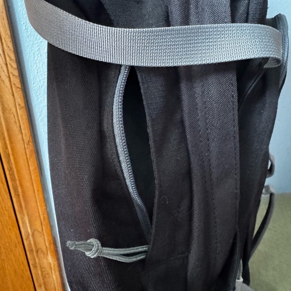 Kelty Backpack - Picture 4 of 7